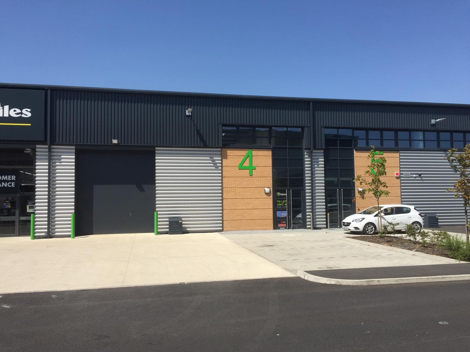Commercial units to let